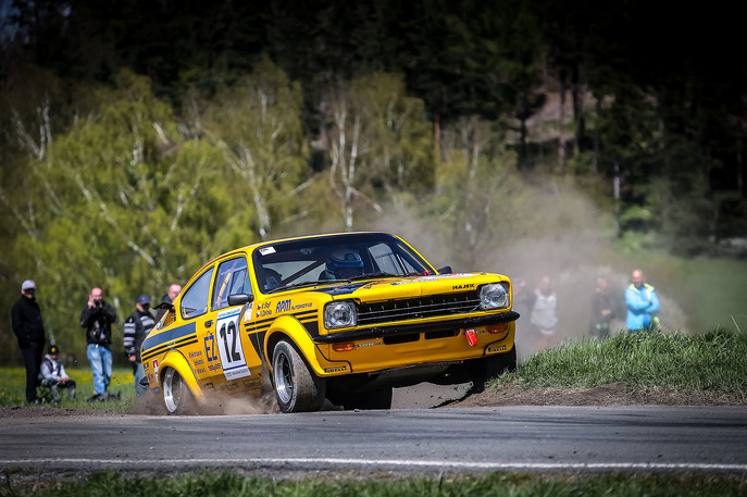 01-opel-kadett-c-gt-e.jpg