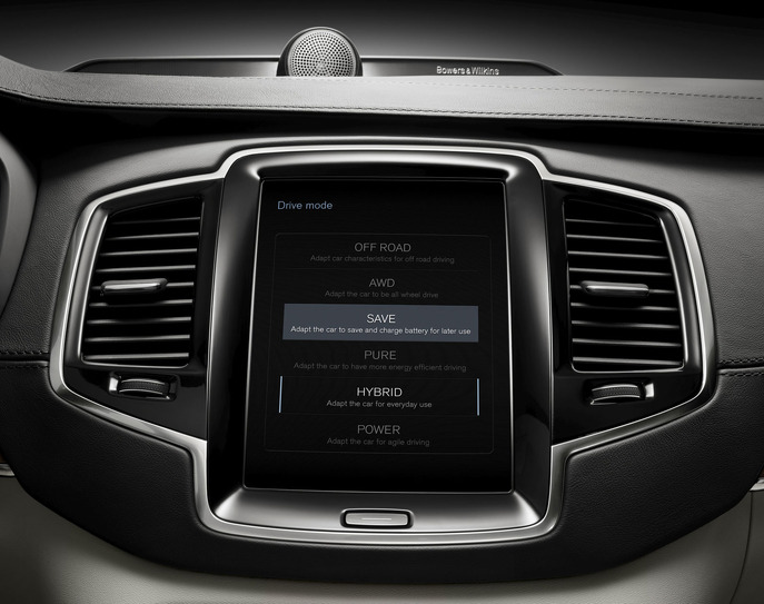 148028-the-all-new-volvo-xc90-twin-engine-drive-modes-on-centre-screen.jpg