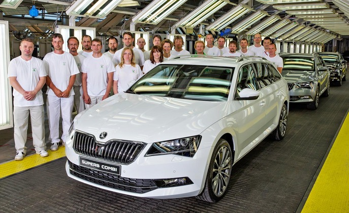 150622-new-skoda-superb-estate-start-of-production-at-kvasiny-1.jpg