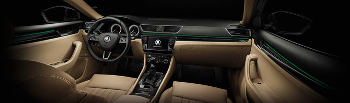 151211-skoda-superb-dynamic-light-features-4.jpg