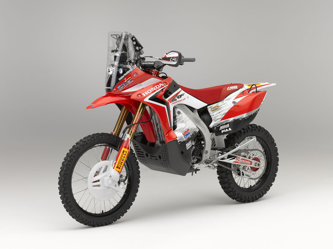 17897-first-showing-for-honda-s-dakar-challenger.jpg