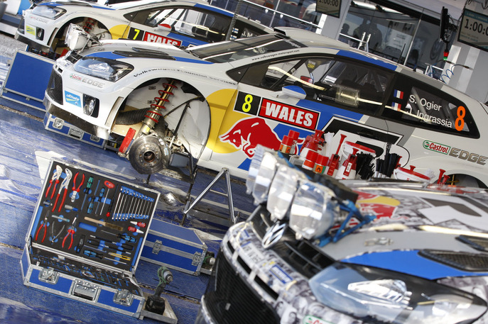 2013-wales-rally-gb-2013-vw-service-area.jpg