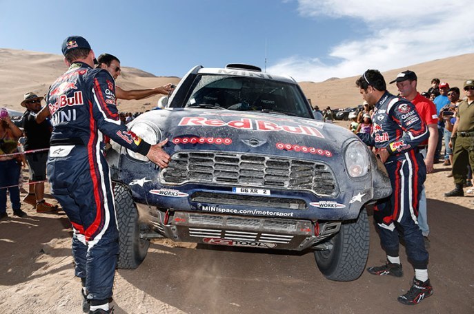 Mini Katarčana Nassera Al-Attiyaha, vedúci automobil priebežnej klasifikácie.;www.dakar.com