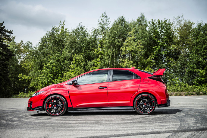 57519-honda-civic-type-r-tourer-and-sport-2015.jpg