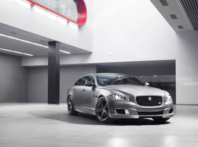 70925-jag-xjr-new-york-preview-image-1-20032013-1.jpg