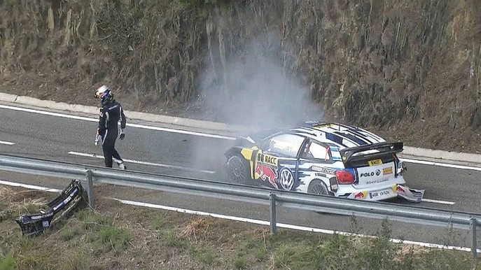 7234-ogier-car-crash-spain-2015-321-896x504.jpg