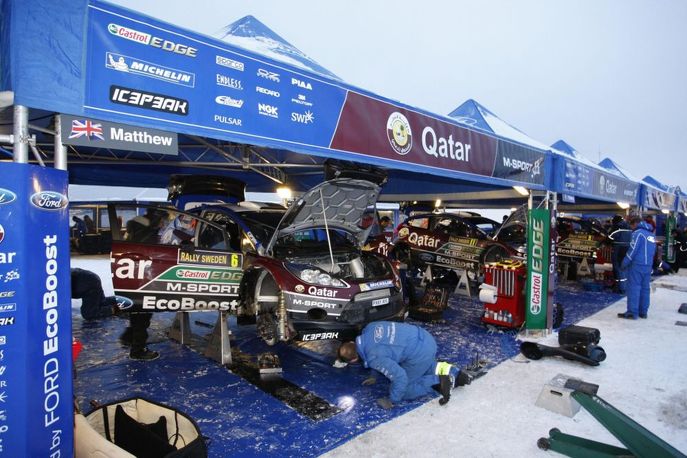 747964-wrc-service-park-3.jpg