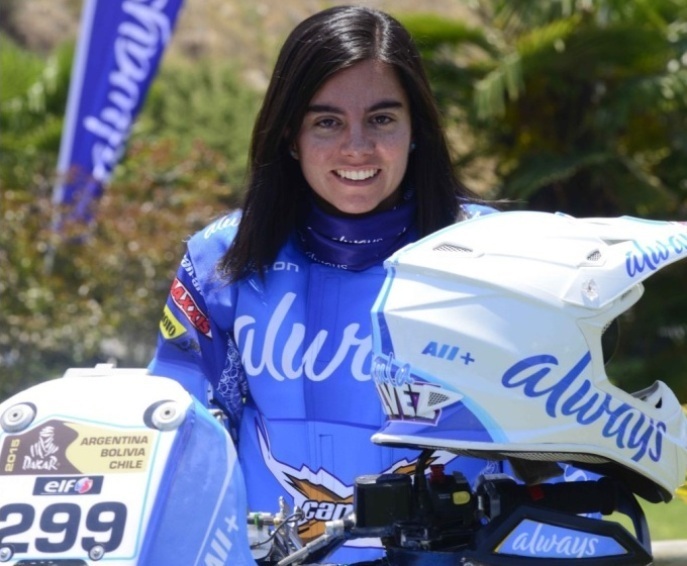 Sympatická Paula Gálvez (CAN-AM) je vôbec prvou Chiľankou za riadidlami quadu na Rallye Dakar;Foto: Paula Gálvez Fanclub (Facebook) 