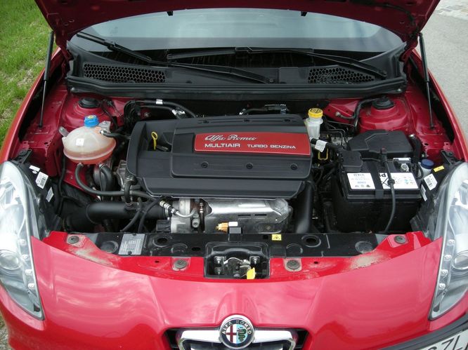 alfa-giulietta-t4572g.jpg