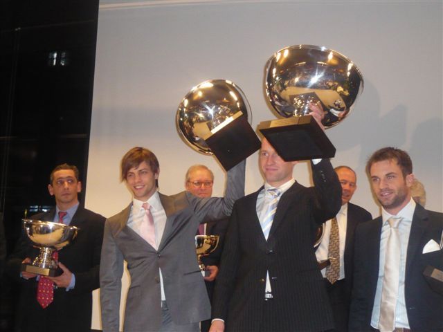 awards01-1.jpg