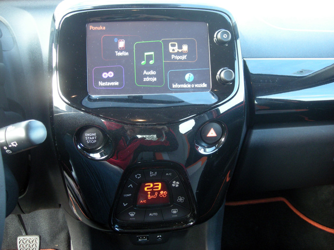 aygo-9863g.jpg