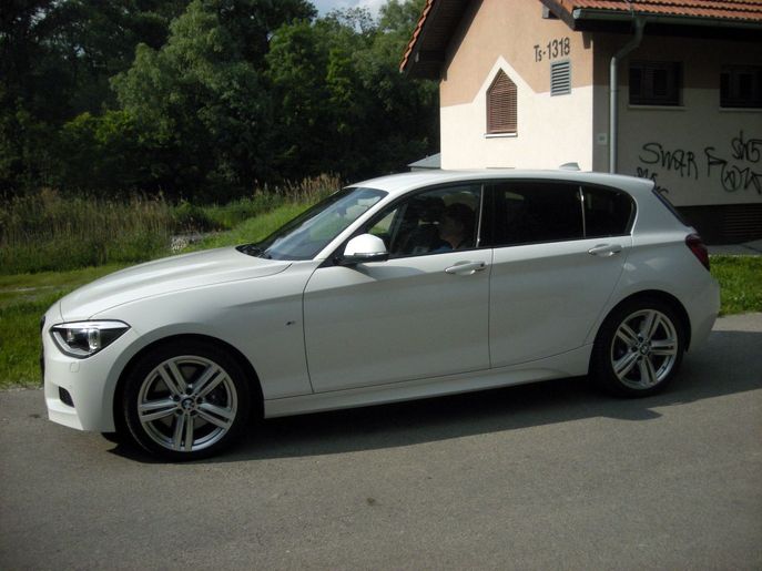 bmw-118d-9328ga.jpg