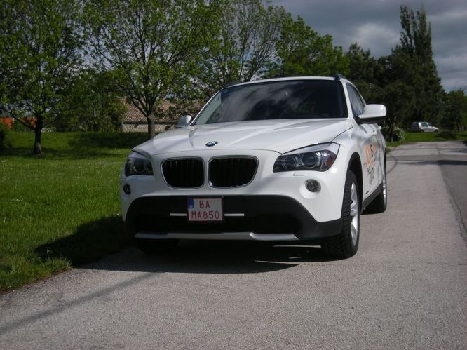 bmw-x1-n2509g.jpg