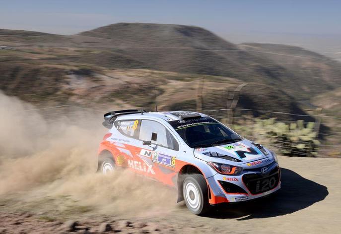 chris-atkinson-mexico-rally-hyundai-i20-wrc-action.jpg