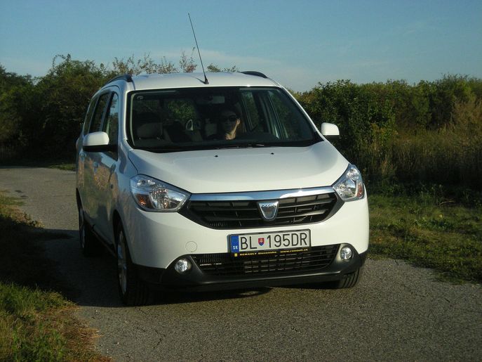 dacia-lodgy-7121g.jpg