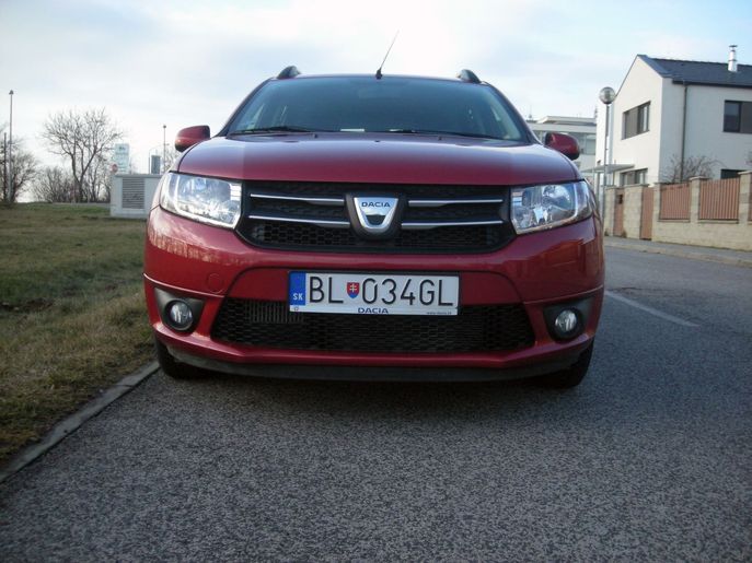 dacia-logan-mcv8916g.jpg