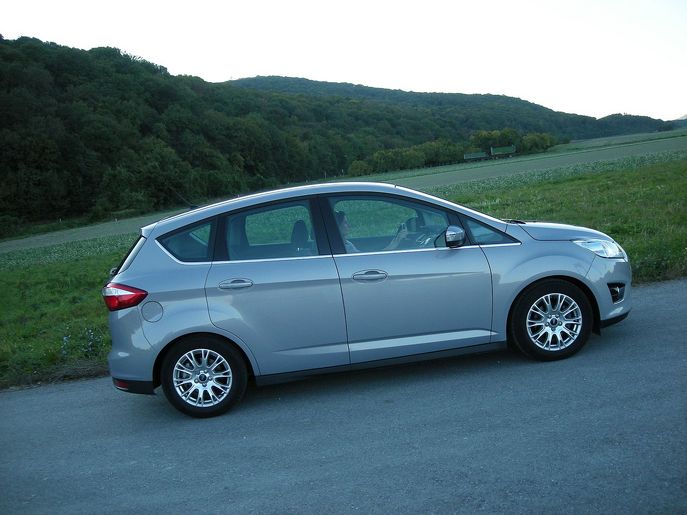 ford-c-max5745g.jpg