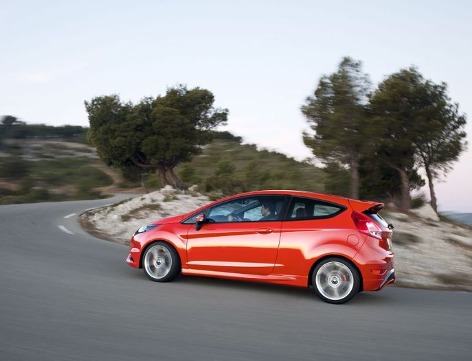 ford-fiesta-st-7g.jpg