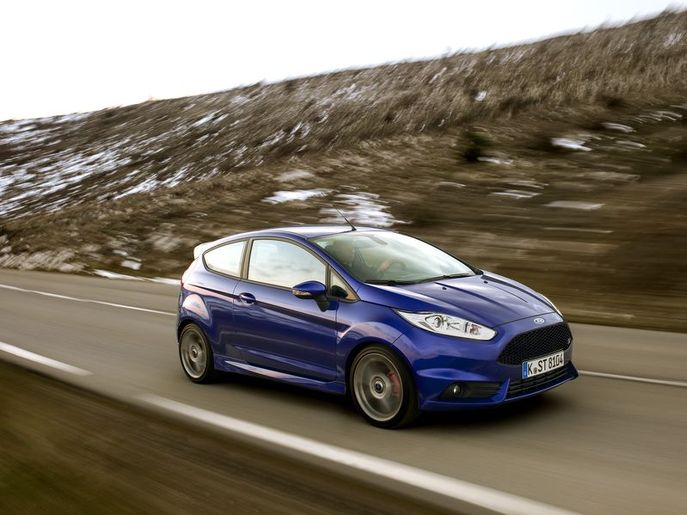 ford-fiestast-05g.jpg