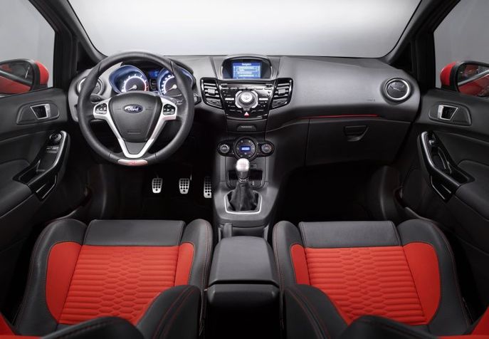 ford-fiestast-interior-01g.jpg