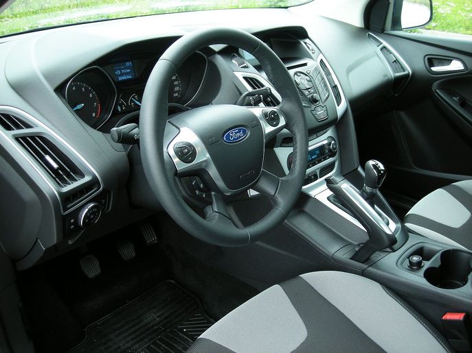 ford-focus-n5396g.jpg