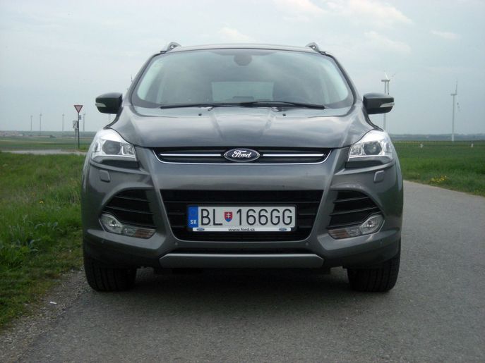 ford-kuga-9128g.jpg