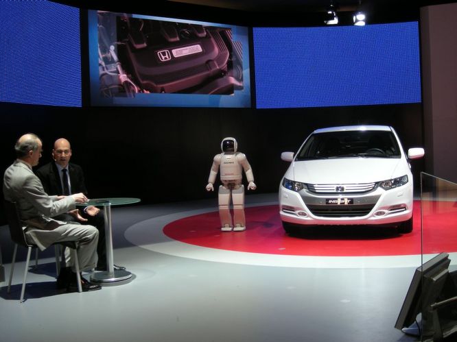 honda-asimo-insight-0940g.jpg