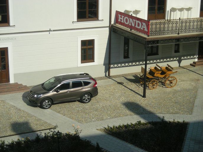 honda-cr-v-oponice7278g.jpg