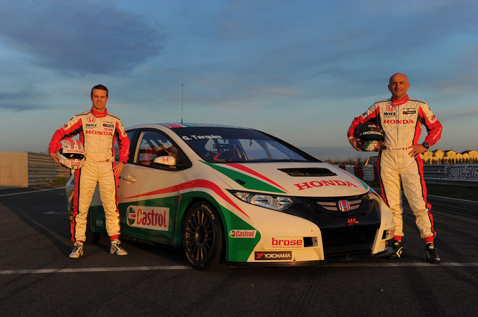 honda-unveils-castrol-as-its-title-wtcc-sponsor-1.jpg