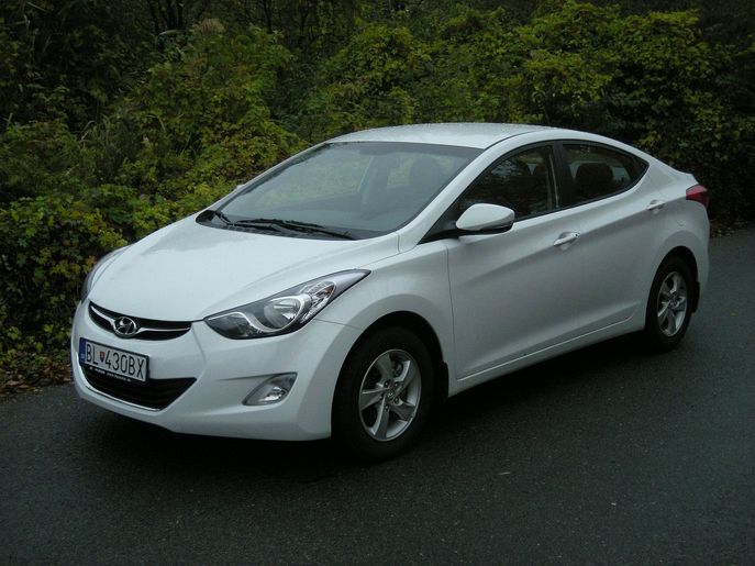 hy-elantra5821g.jpg