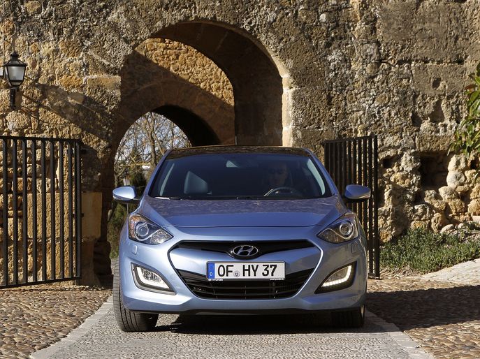 hyundai30-exterior-20g.jpg