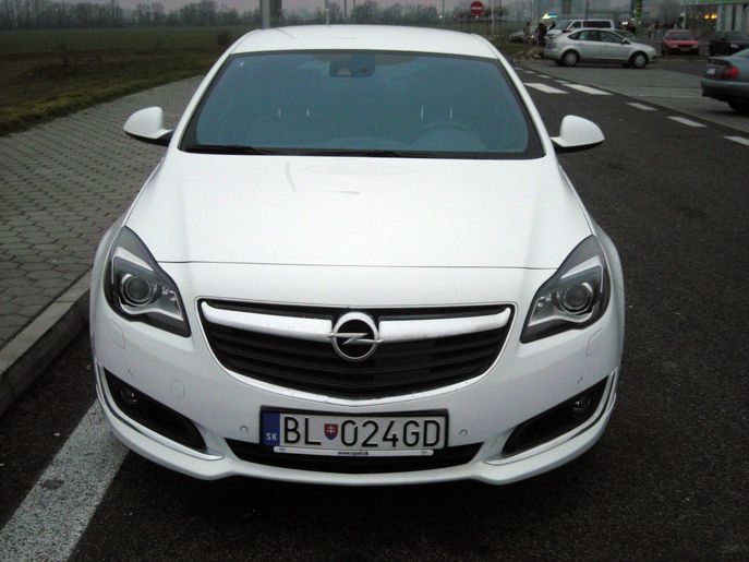 insignia-opc8833g.jpg