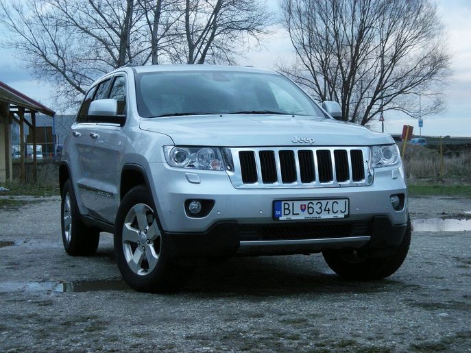 jeep-gr-cherokee6056g.jpg