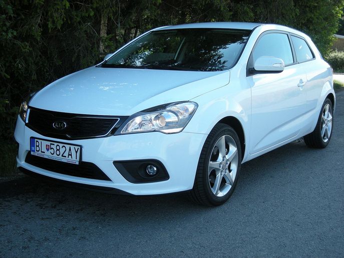 kia-ceed5285g.jpg