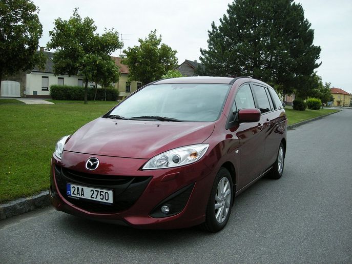 mazda5-5366g.jpg