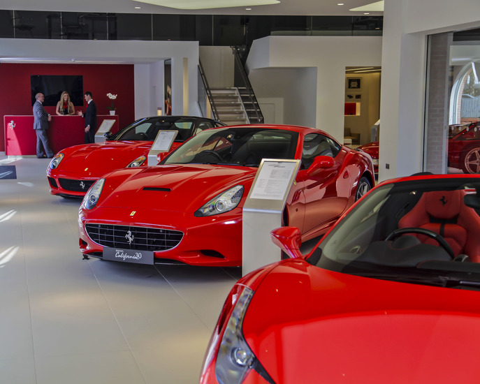 meridien-modena-showroom-interior-2.jpg