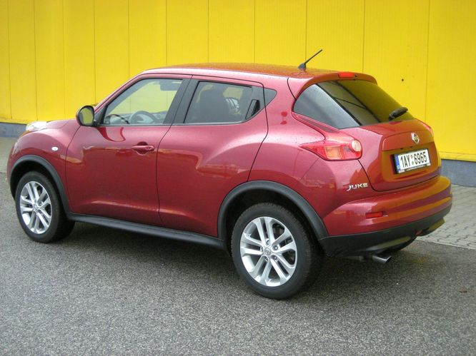 niss-juke4660g.jpg