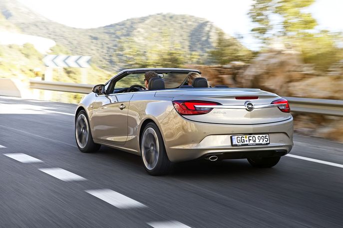 opel-cascada-04-a282288g.jpg