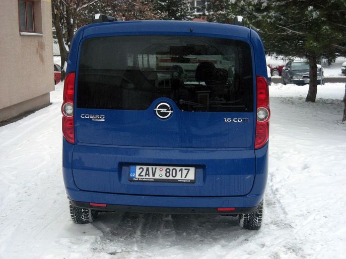 opel-combo-7434g.jpg