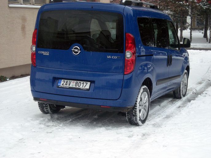 opel-combo-7439g.jpg