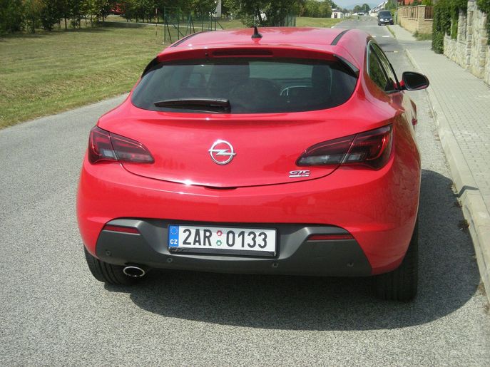 opel-gtc6995g.jpg