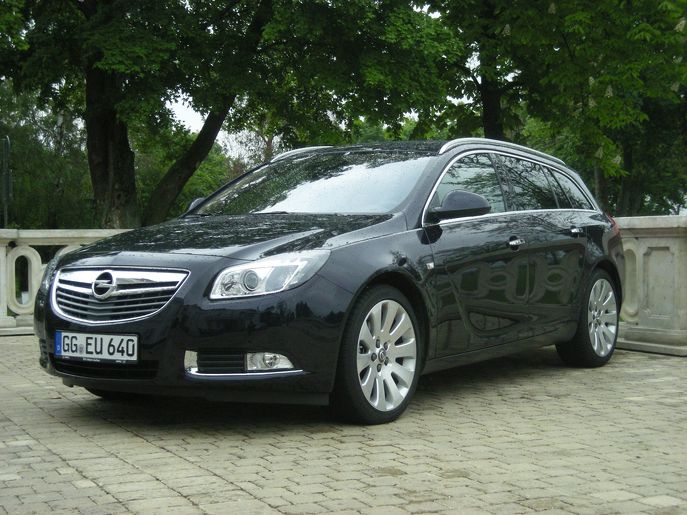 opel-insignia-biturbo-6519g.jpg