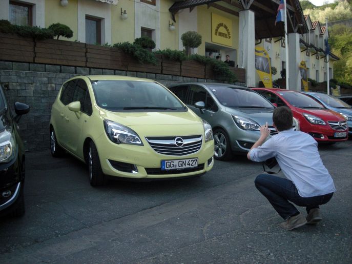 opel-meriva-9090g.jpg