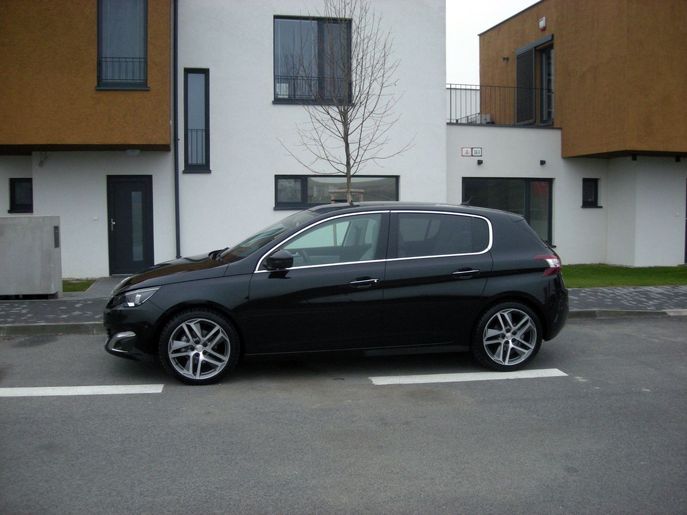 peugeot-308-allure8777-g.jpg