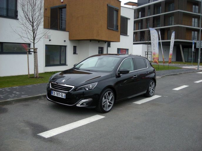 peugeot-308-allure8778-g.jpg