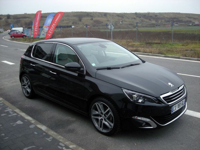 peugeot-308-allure8781-g.jpg