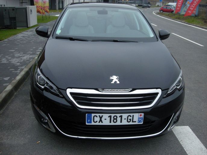 peugeot-308-allure8782-g.jpg