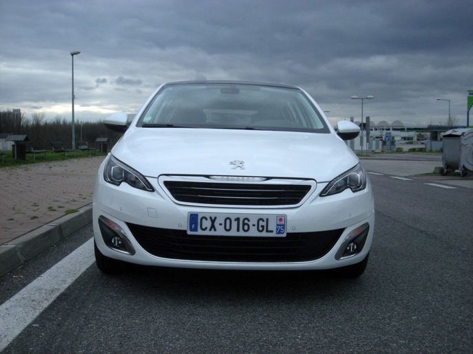 peugeot-308-n9043g.jpg