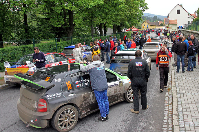 preskupeni-v-kaplici-pri-43-rallye-cesky-krumlov-2015.jpg