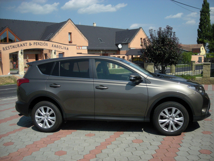 rav4-2013-n8383g.jpg